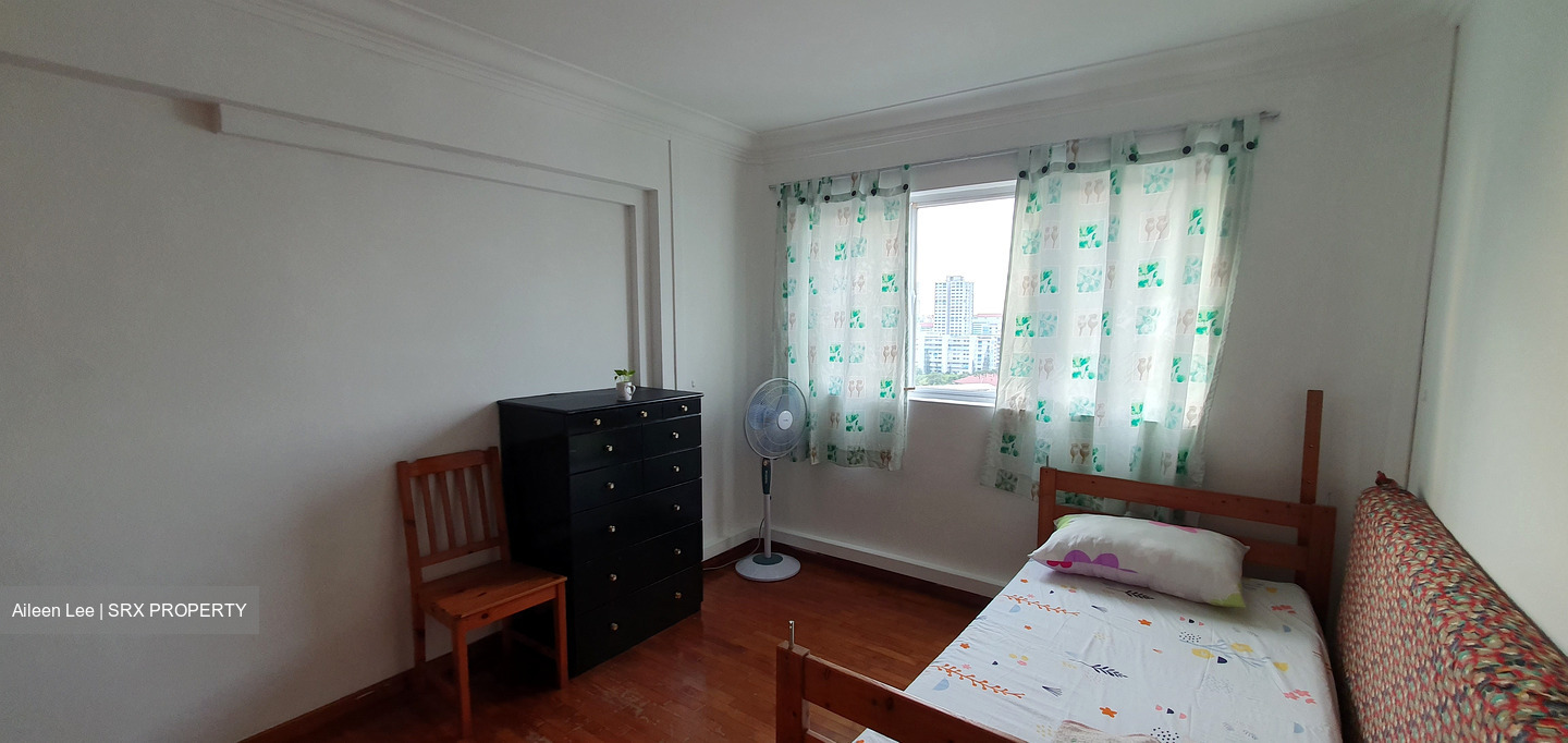 Blk 106 Jurong East Ville (Jurong East), HDB 5 Rooms #451894931